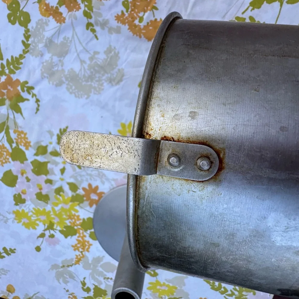 Comet VTG ‘60s Aluminum Funnel Set 10” Kirchen Angel Food Cake Pan Cooling Feet